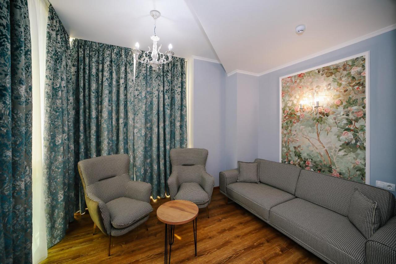 Rose Hotel Vake 第比利斯 外观 照片